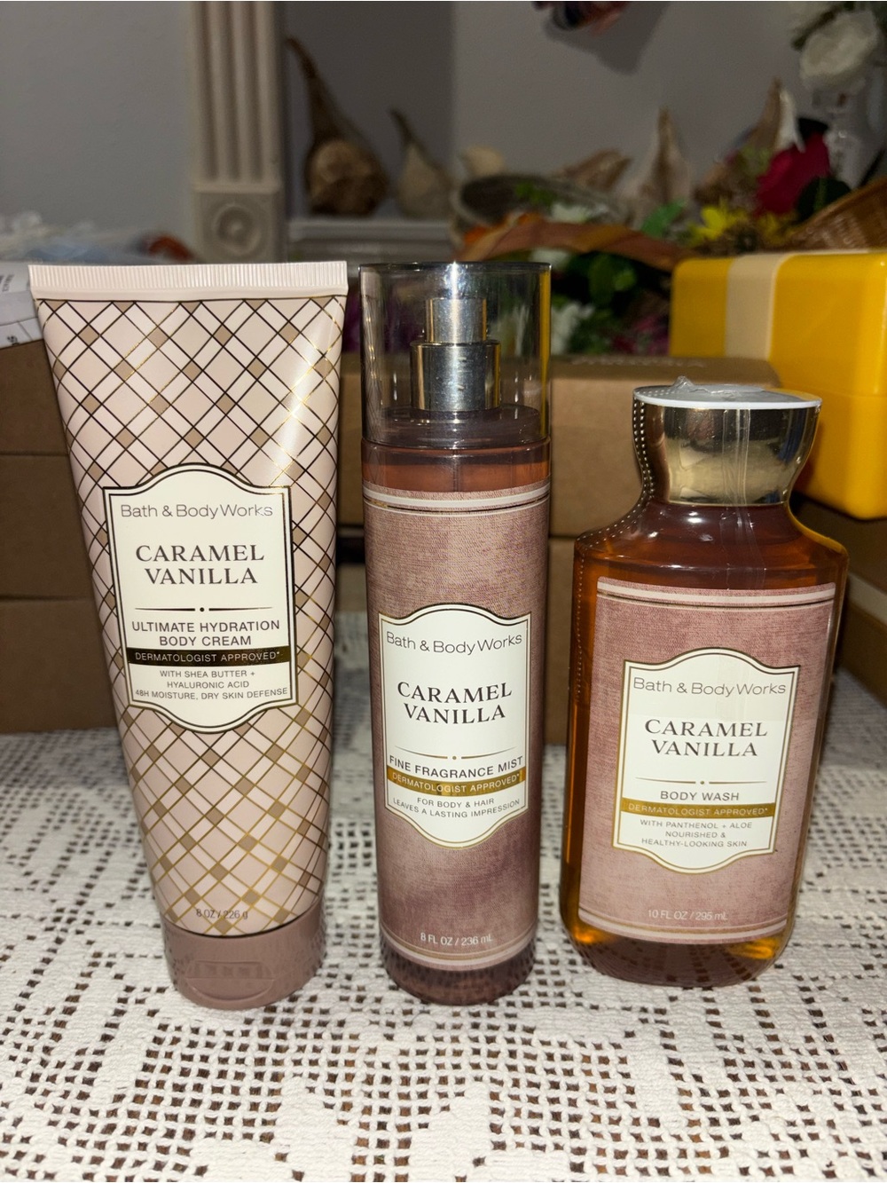 (2026)Bath & Body Works Caramel Vanilla Body Cream, Mist & Body Wash - Brown